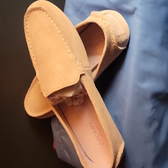 Sperry Pink Suede Loafers - Picture 5 of 7